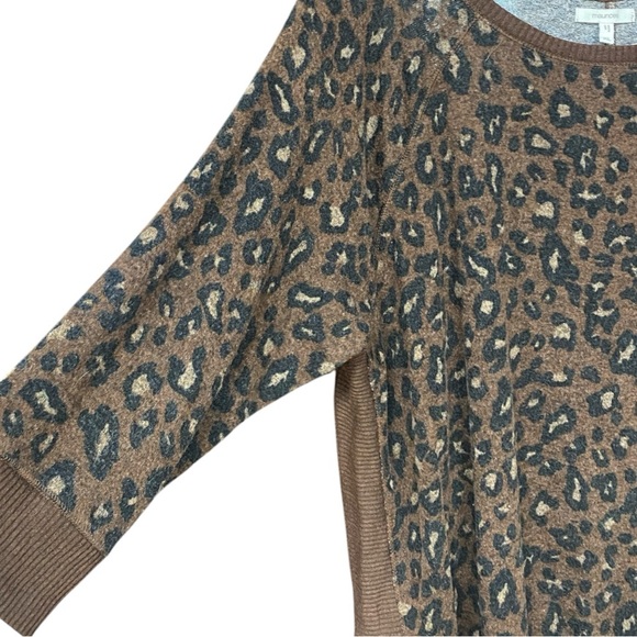 Maurices Haven Animal Print Boat Neck Fleece Sweater XL - Picture 3 of 5